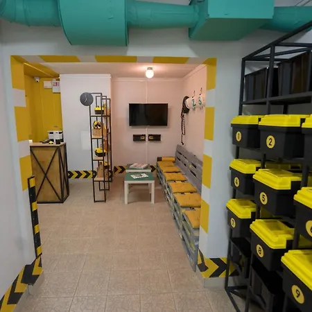Hostel 128