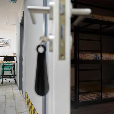 Hostel 128